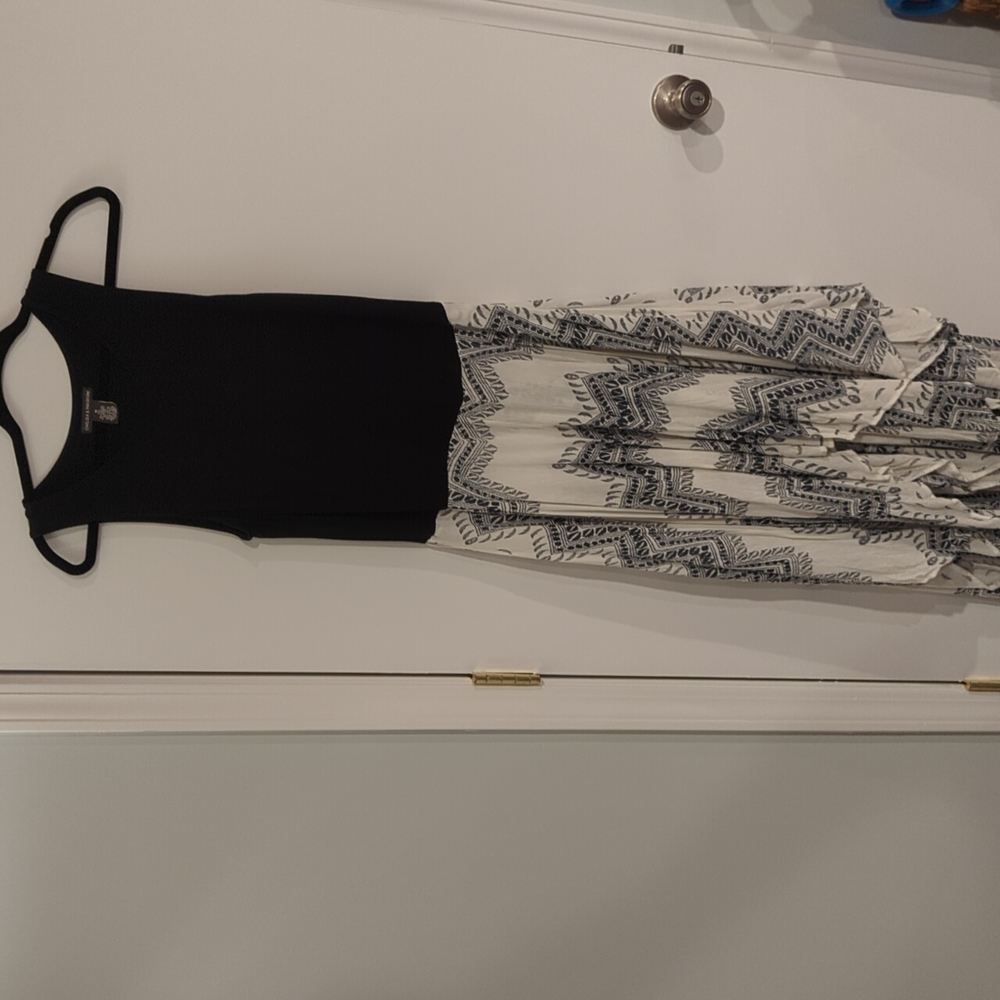 Chelsea and theodore dress